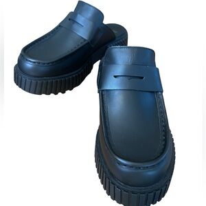 Sorel Ona Ave loafer Black Chunky Sole Slip-on size 6 NWOB shoe runs big (6.5 +)